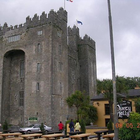 Bunratty Arms B&B Esterno foto