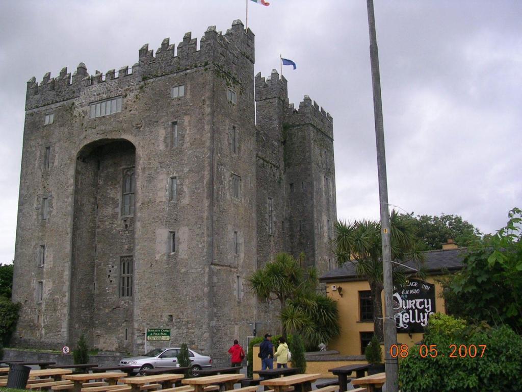 Bunratty Arms B&B Esterno foto